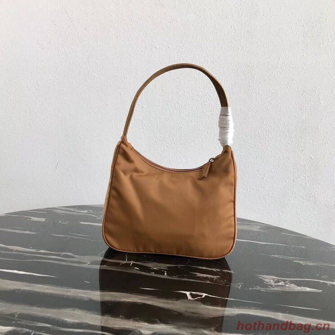 Prada Re-Edition nylon Tote bag MV519 brown Prada Re-Edition nylon Tote bag MV519 brown