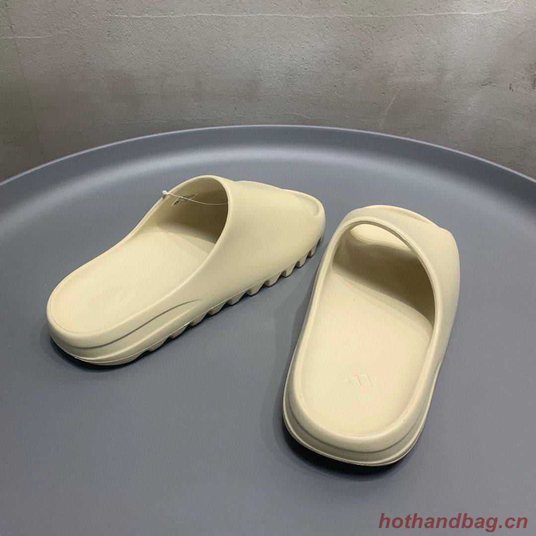 Kanye West x Yeezy Slide Resin K12191012 Beige Kanye West x Yeezy Slide Resin K12191012 Beige