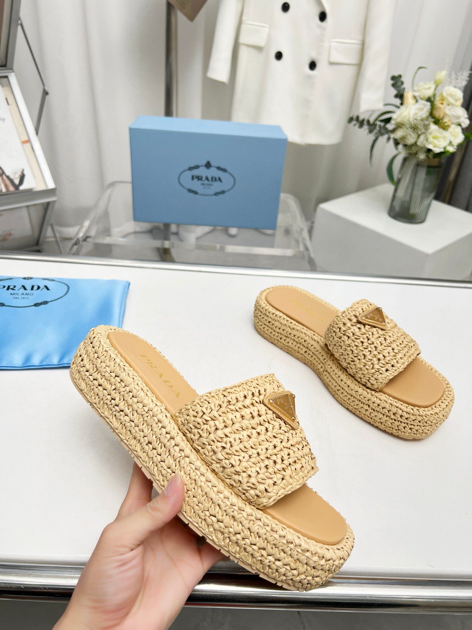 Prada Straw Slippers Shoes 5 CM Heels PDS30291 Beige Khaki Prada Straw Slippers Shoes 5 CM Heels PDS30291 Beige Khaki