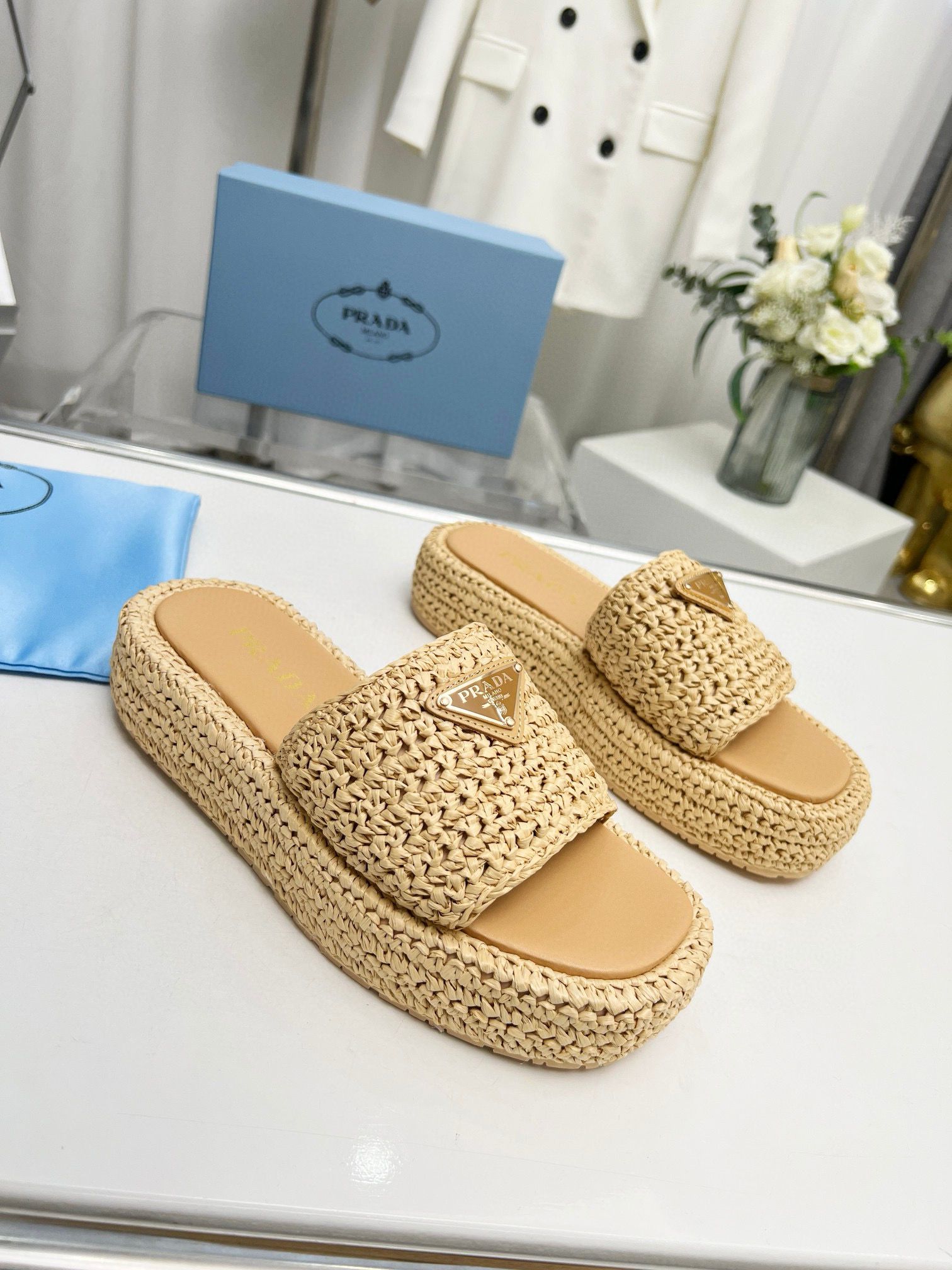 Prada Straw Slippers Shoes 5 CM Heels PDS30291 Beige Khaki Prada Straw Slippers Shoes 5 CM Heels PDS30291 Beige Khaki