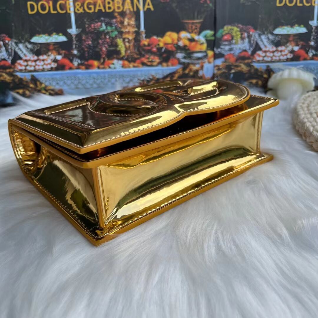 Dolce & Gabbana Patent leather Shoulder Bag G6551 gold Dolce & Gabbana Patent leather Shoulder Bag G6551 gold