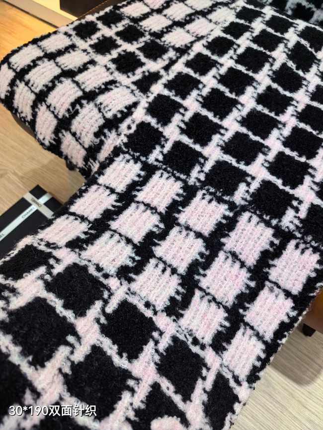 Chanel wool scarf KY118