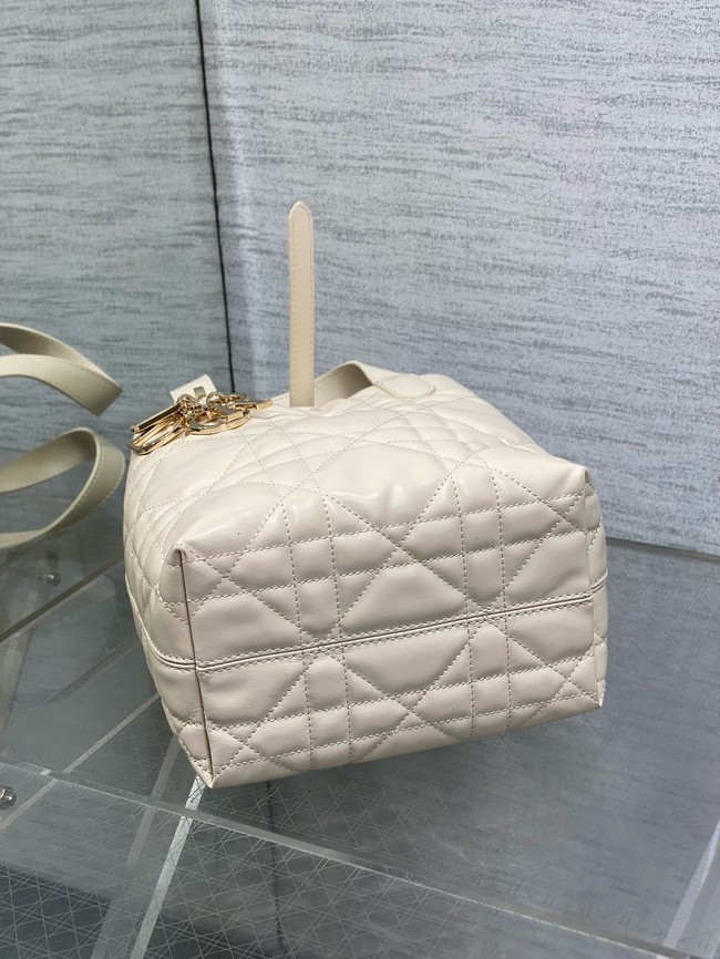 Small Dior Toujours Vertical Tote Bag Macrocannage Crinkled Calfskin M2835 Cream