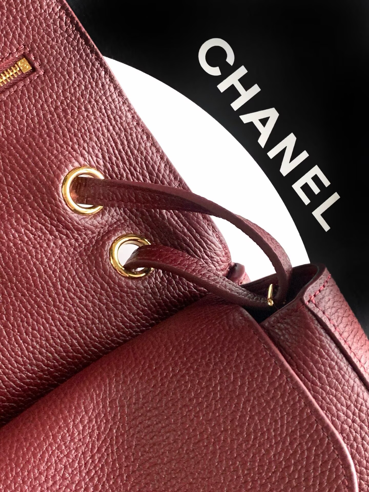 Chanel SPRING SUMMER 2026 MAXI FLAP BAG Grained Calfskin & Gold-Tone Metal AS6231 Burgundy
