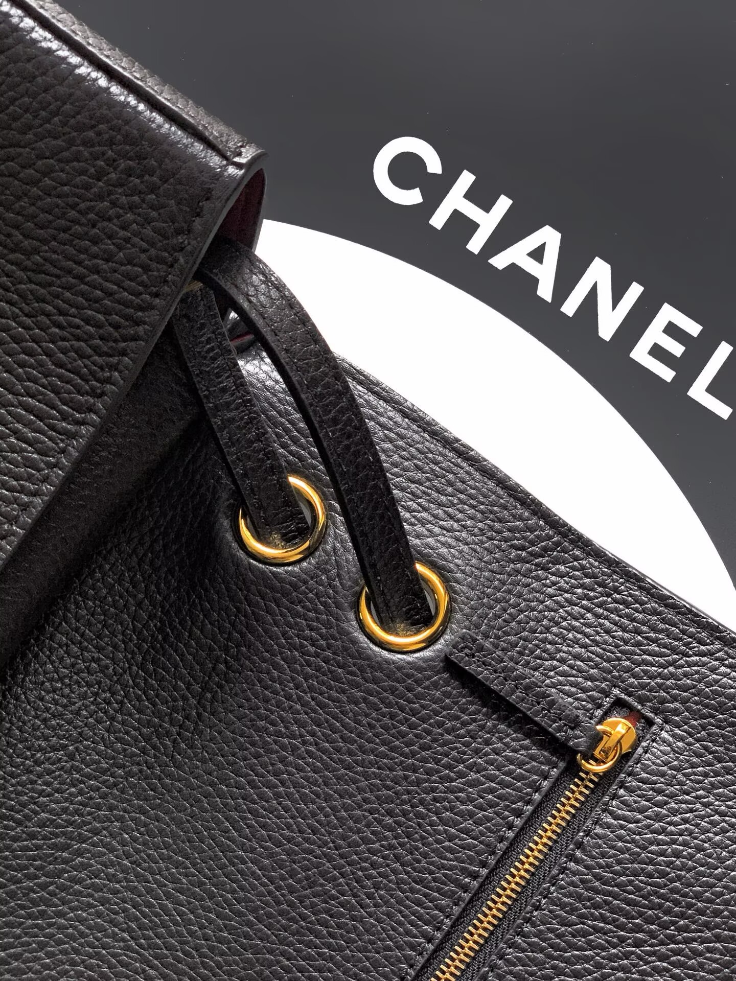 Chanel SPRING SUMMER 2026 MAXI FLAP BAG Grained Calfskin & Gold-Tone Metal AS6231 Black