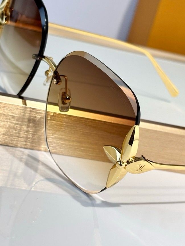 Louis Vuitton Sunglasses 260550-6